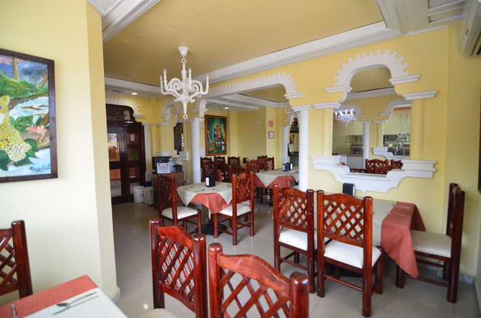 Imagen del bar/restaurante del Hotel B&aacute;ez Carrizal. Foto 2