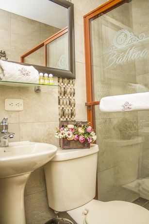 Imagen de la habitación del Hotel Báltico, Quito. Foto 6