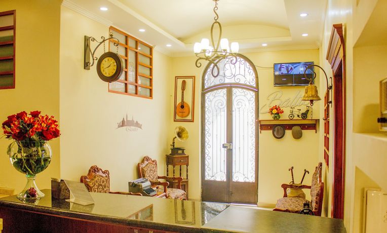 Imagen de los interiores del Hotel Báltico, Quito. Foto 20