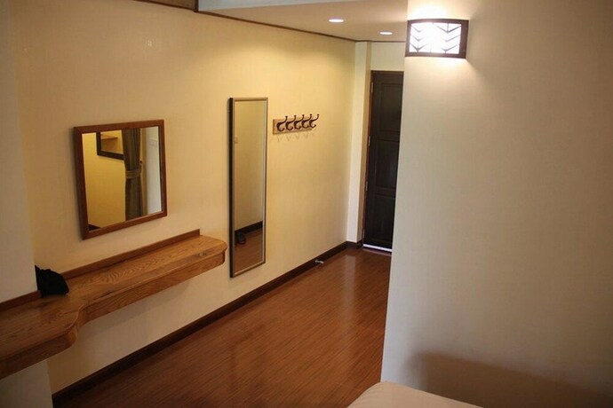 Imagen de la habitación del Hotel Baan Alisa Bed and Breakfast. Foto 21
