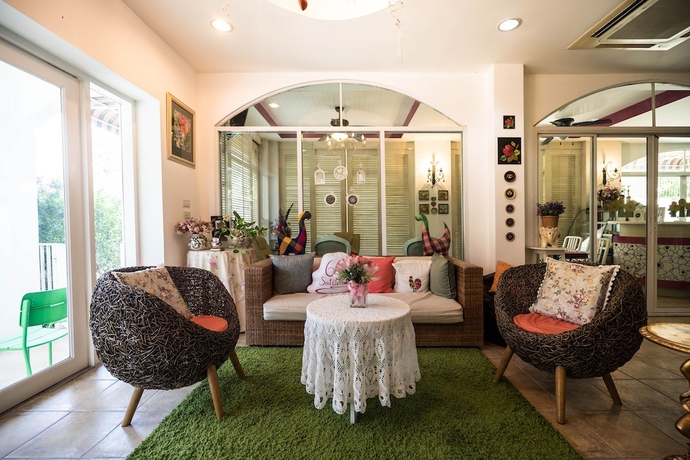 Imagen de los interiores del Hotel Baan Anodat. Foto 17