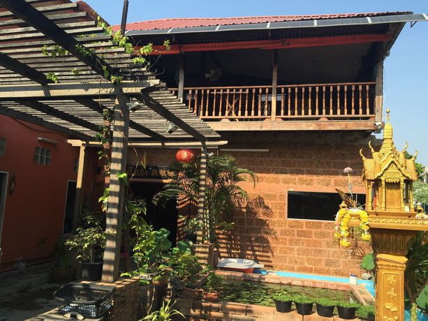 Imagen del bar/restaurante del Hotel Baan Are Gong Riverside Homestay. Foto 3