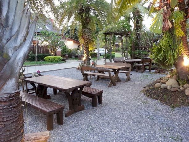 Imagen de los exteriores del Hotel Baan Baitan Resort. Foto 12