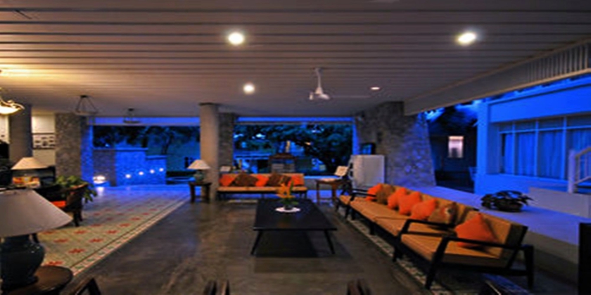 Imagen de los interiores del Hotel Baan Bayan Beach. Foto 8