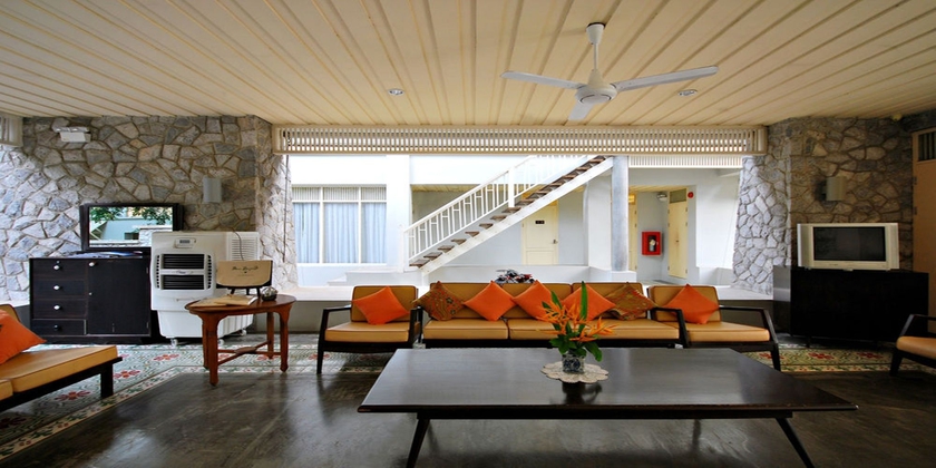 Imagen de los interiores del Hotel Baan Bayan Beach. Foto 9