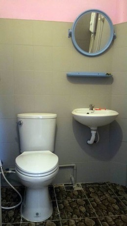 Imagen de la habitación del Hotel Baan Benjathip. Foto 15
