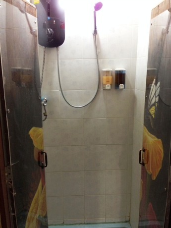 Imagen de la habitación del Hotel Baan Bovorn Khaosan. Foto 11