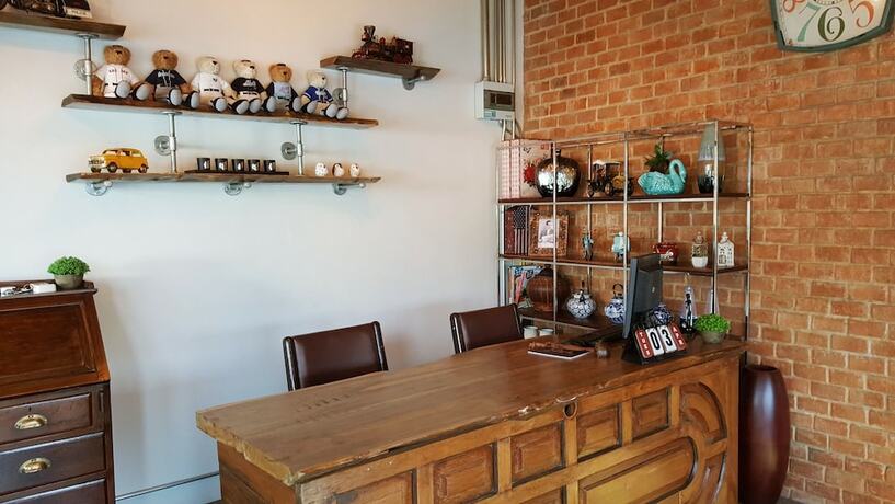 Imagen de los interiores del Hotel Baan Canalee. Foto 35