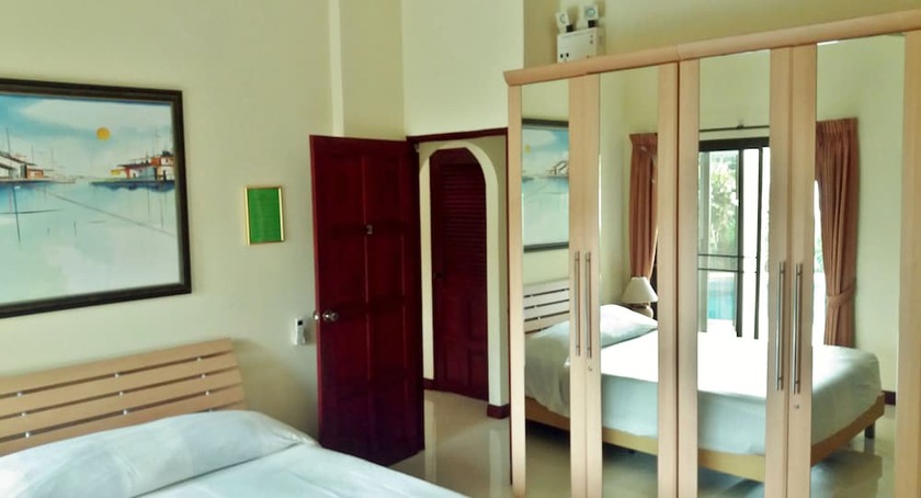 Imagen de la habitación del Hotel Baan Chai Nam. Foto 14