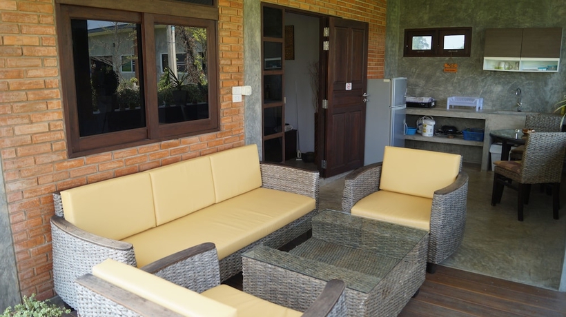 Imagen de la habitación del Hotel Baan Chai Thung. Foto 14