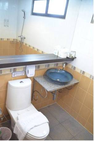 Imagen de la habitación del Hotel Baan Chalelarn. Foto 3
