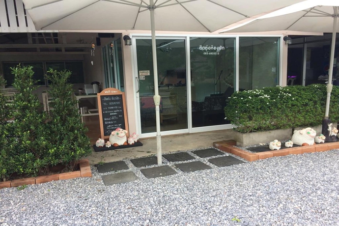 Imagen de los exteriores del Hotel Baan Chan Suan. Foto 15