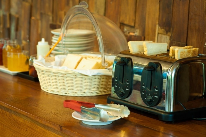 Imagen del bar/restaurante del Hotel Baan Chokdee Pai Resort. Foto 6