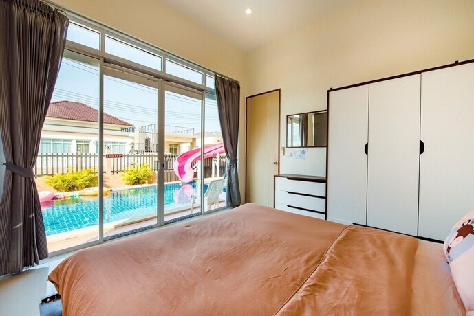 Imagen de la habitación del Hotel Baan Chom Chan Pool Villa. Foto 32