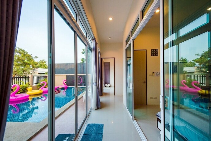 Imagen de la habitación del Hotel Baan Chom Chan Pool Villa. Foto 34