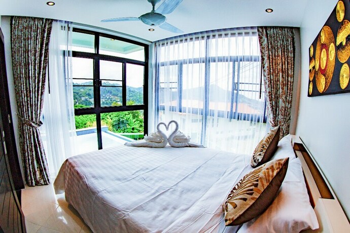 Imagen de la habitación del Hotel Baan Chom View Kamala. Foto 16