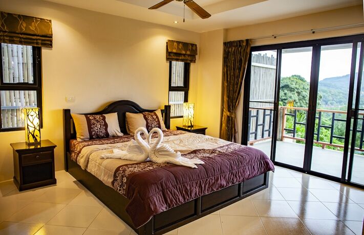 Imagen de la habitación del Hotel Baan Chom View Kamala. Foto 19