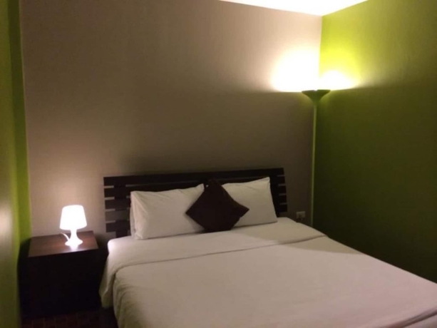 Imagen de la habitación del Hotel Baan Chomphu. Foto 4