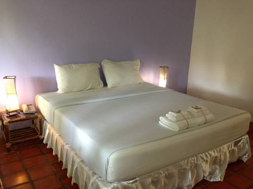 Imagen de la habitación del Hotel Baan Chueng Kao Resort. Foto 13