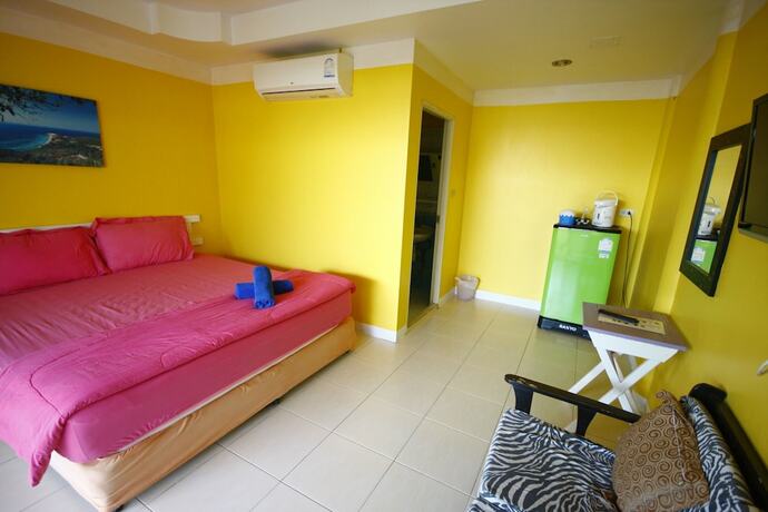 Imagen general del Hotel Baan Coconut At Koh Larn. Foto 5