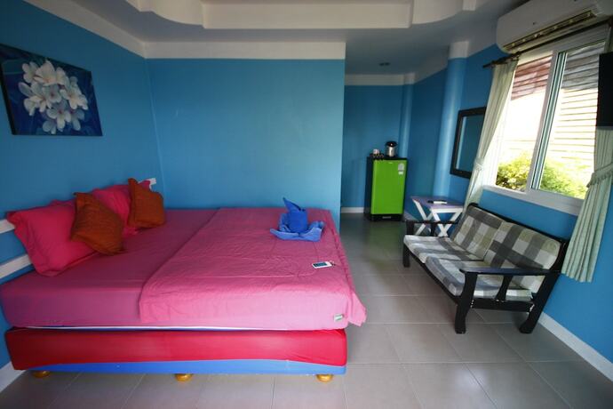 Imagen general del Hotel Baan Coconut At Koh Larn. Foto 14