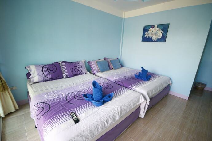 Imagen de la habitación del Hotel Baan Coconut At Koh Larn. Foto 17