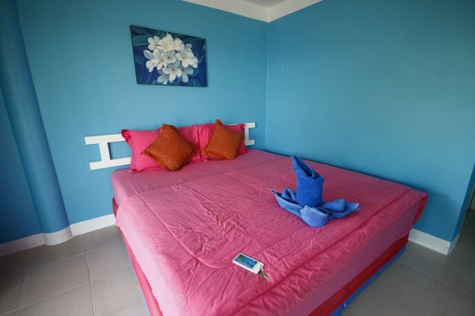 Imagen de la habitación del Hotel Baan Coconut At Koh Larn. Foto 18