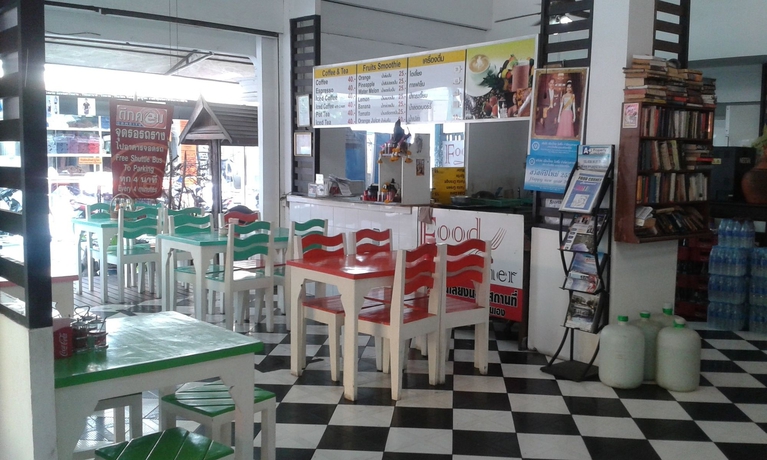 Imagen del bar/restaurante del Hotel Baan Dok Mai. Foto 2