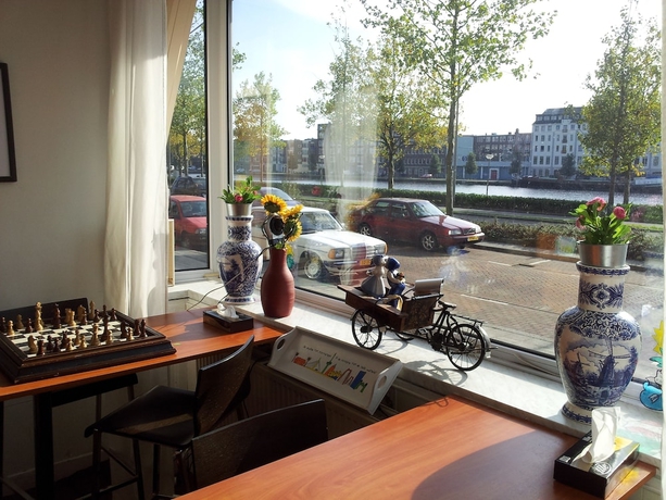 Imagen de los interiores del Hotel Baan. Foto 17