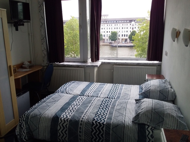 Imagen de la habitación del Hotel Baan. Foto 16