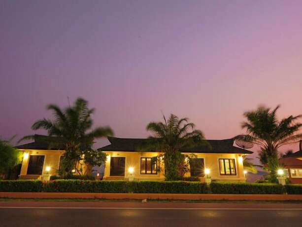 Imagen de la habitación del Hotel Baan Faa Talaychan Resort. Foto 17