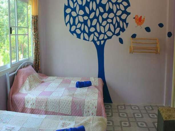 Imagen de la habitación del Hotel Baan Fahsai Resort. Foto 13