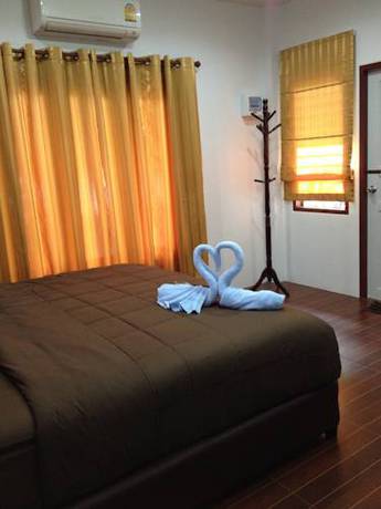 Imagen de la habitación del Hotel Baan Golden Resort. Foto 7