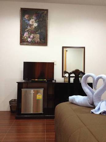 Imagen de la habitación del Hotel Baan Golden Resort. Foto 10