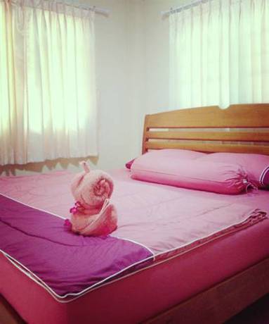 Imagen de la habitación del Hotel Baan Golden Resort. Foto 11