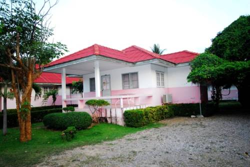 Imagen de la habitación del Hotel Baan Golden Resort. Foto 16