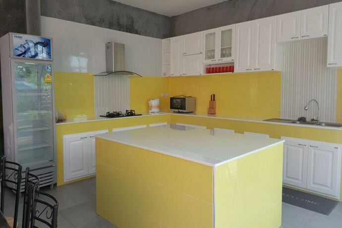 Imagen de la habitación del Hotel Baan Hansa. Foto 27