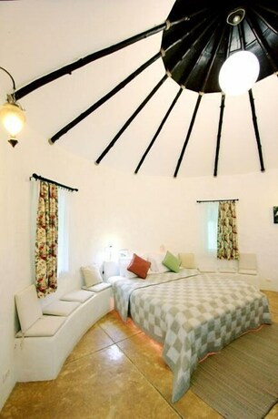 Imagen de la habitación del Hotel Baan Huay Namrin. Foto 19