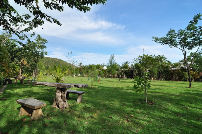 Imagen de los exteriores del Hotel Baan Imm Sook Resort. Foto 14