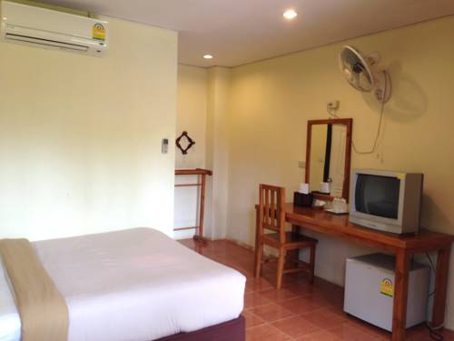 Imagen de la habitación del Hotel Baan Ing Khao Resort. Foto 2