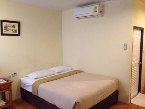 Imagen de la habitación del Hotel Baan Ing Khao Resort. Foto 5