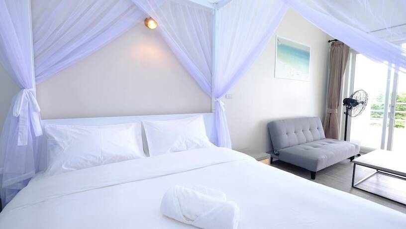 Imagen de la habitación del Hotel Baan Jai Dee Beach Front. Foto 24