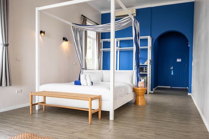 Imagen de la habitación del Hotel Baan Jai Dee Beach Front. Foto 28
