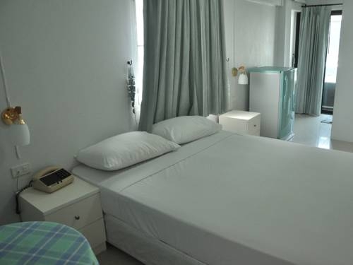 Imagen de la habitación del Hotel Baan Kaew Mansion. Foto 22