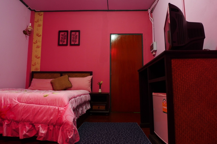 Imagen de la habitación del Hotel Baan Kaew Ta. Foto 2