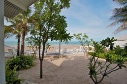 Imagen de los exteriores del Hotel Baan Kang Mung Hua Hin. Foto 6