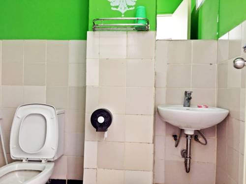 Imagen de la habitación del Hotel Baan Kanta. Foto 2