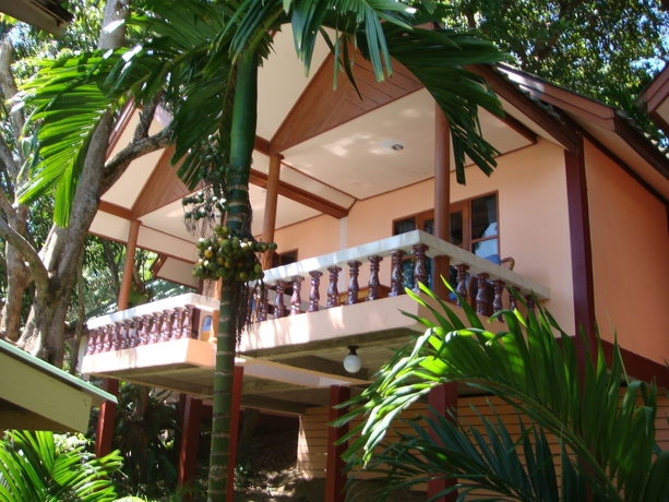 Imagen de los exteriores del Hotel Baan Karon Hill Phuket Resort. Foto 5