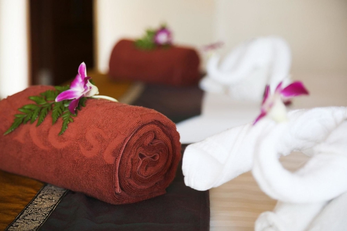 Imagen de la habitación del Hotel Baan Karonburi Resort. Foto 6