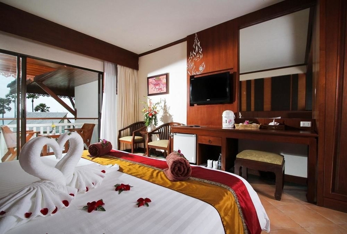 Imagen de la habitación del Hotel Baan Karonburi Resort. Foto 8